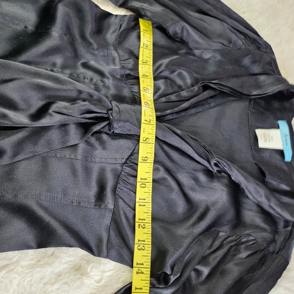 Marciano Women's Black Silk Blend V-Neck Hook Up Tie Shirt Size XS - Picture 4 of 9